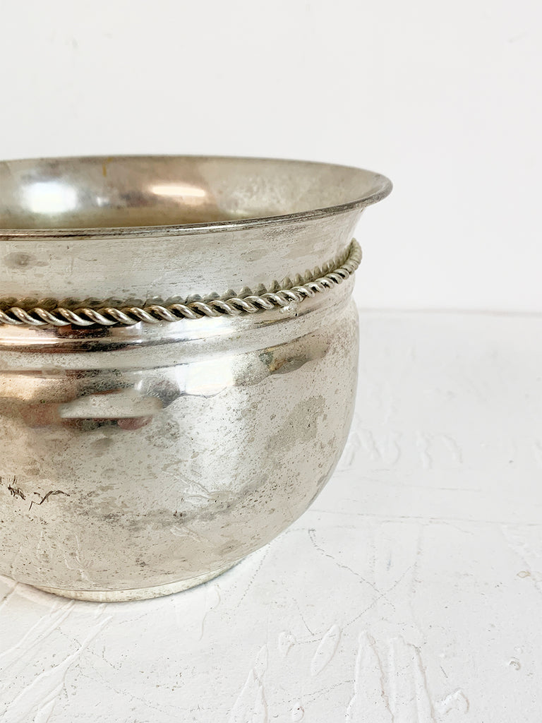 Silver Pebbled Planter with Twisted Tie Detail