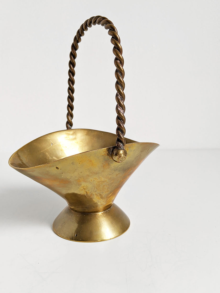 Small Brass Basket with Twisted Handle – the SHUDIO